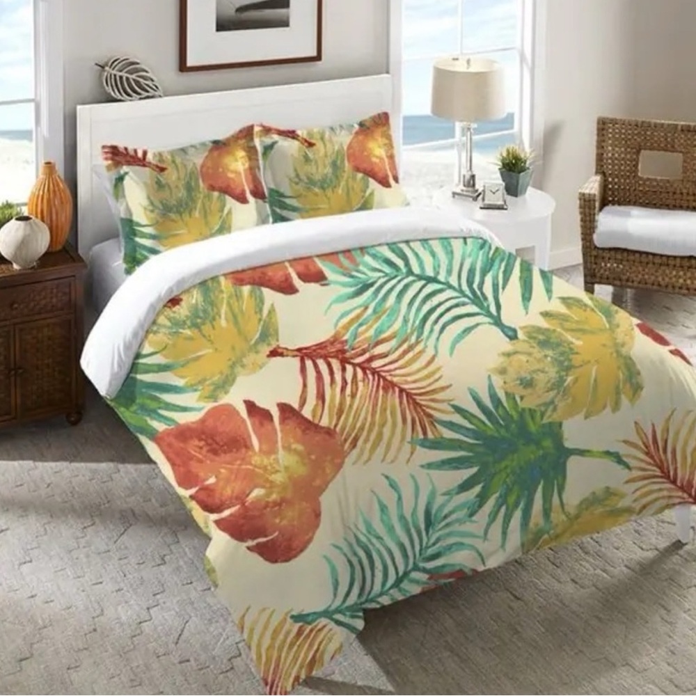 Red and Yellow Duvet Cover with Tropical Leaf Design bin eb